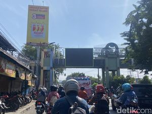 Upaya Pengelola Terminal Purabaya Tangani Bus Ngetem yang Bikin Macet