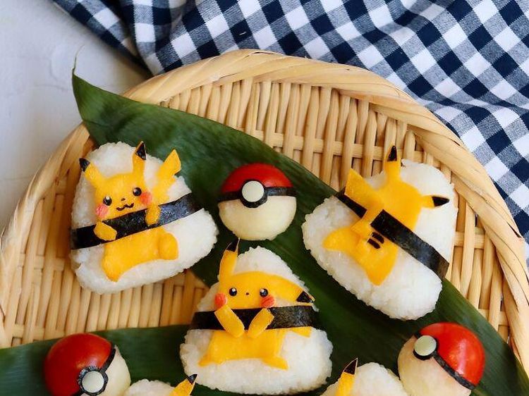 Kreatif! 10 Makanan Ini Disulap Jadi Tokoh Kartun yang Menggemaskan