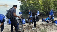Gerakan ini penting sekali untuk edukasi kita semua untuk bertanggung jawab menjaga lingkungan. Salah satu pioneer dari AQUA untuk menjaga pantai, kata Deputi Bidang Pemasaran Kemenparekraf, Ni Made Ayu Marthini saat memberikan sambutan. Foto: Suci Risanti/detikHealth