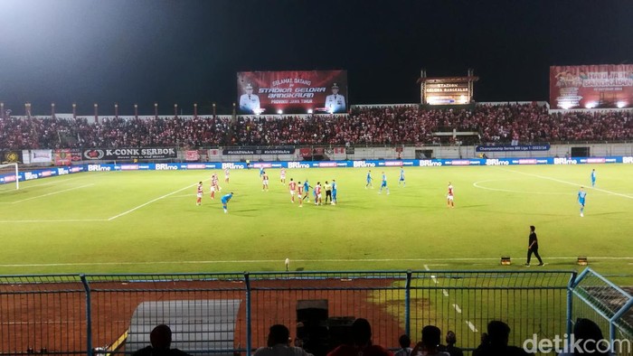 Laga final Liga 1 Madura United vs Persib