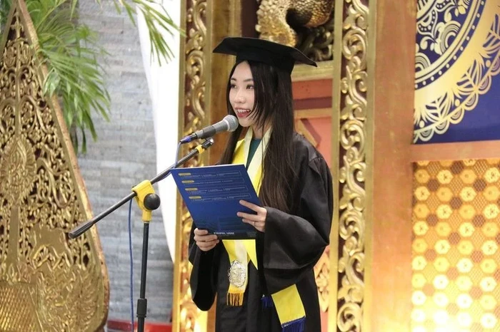 Mahasiswa Asal Vietnam Lulus Cumlaude dari UGM.