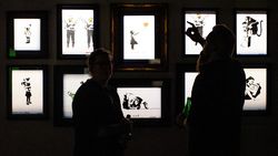 Melihat Pameran Karya Banksy di Toronto Melihat Pameran Karya Banksy di Toronto
