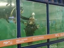 Serba-serbi Scuba Diving di Dalam Kontainer, Berani Coba?
