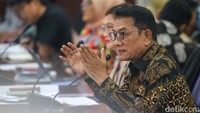 Moeldoko menambahkan, kebijakan tersebut dibuat sebagai upaya mengatasi masalah backlog. Moeldoko mengungkap saat ini ada 9,9 juta masyarakat Indonesia yang tidak punya rumah berdasarkan data dari Badan Pusat Statistik (BPS).