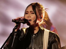 NIKI Batal Manggung di Grammy Museum karena Sakit Laryngitis