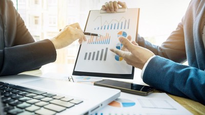 Panduan Jurnal Keuangan dan Sales