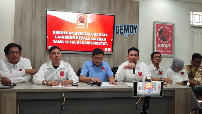 Bendahara Umum DPP Projo, Panel Barus, di kantor DPP Projo, Jaksel, Jumat (31/5/2024).