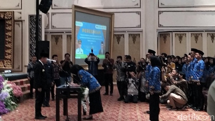 PJ Gubernur Sumsel Fatoni melantik 1.345 PPPK di lingkungan Pemprov Sumsel formasi tahun 2023.