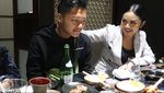 Potret Azriel Hermansyah Saat Makan di Warung Pecel Lele