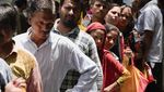 Warga India Antre Minum Es Gratis Saat Cuaca Sedang Panas-panasnya