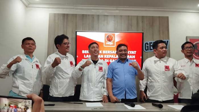 Dewan Pimpinan Pusat Pro Jokowi (DPP Projo) memastikan akan mendukung 4 nama bakal calon gubernur (cagub) di Pilkada 2024. Mereka adalah Airin Rachmi Diany, Ridwan Kamil, Bobby Nasution dan Khofifah Indar Parawansa.
