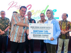 Peduli Pendidikan, Pusri Palembang Berikan Beasiswa bagi Anak Petani