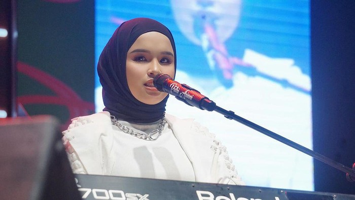 Putri Ariani Putri Ariani