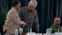 Berbekal lebih dari 50 tahun pengalaman sebagai bagian dari Agung Podomoro Grup, Agung Podomoro Land mempunyai landasan yang kuat untuk menjadi pengembang terdepan dalam menggarap pasar properti di Indonesia.