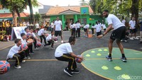 Selama mengisi program latihan, Bolden dan William diketahui juga akan menyaksikan pertandingan Indonesia Basket League (IBL) yang akan bermain di akhir pekan.  