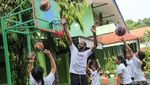 Serunya Dua Pemain NBA Latih Siswa SD di Jakarta Main Basket