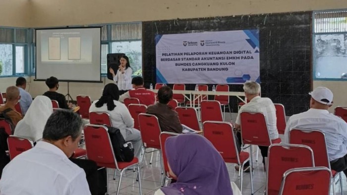 Universitas Telkom Bandung Gelar Pelatihan Bumdes (dok.ist)