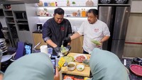 Edukasi gizi untuk para kader dikemas menarik dengan talkshow dan cooking class serta merupakan awal dimulainya perlombaan kreasi menu sehat cegah stunting antar kader posyandu yang rencananya terdiri dari 4 kota besar yaitu Jakarta, Cikarang, Probolinggo dan Minahasa Selatan.