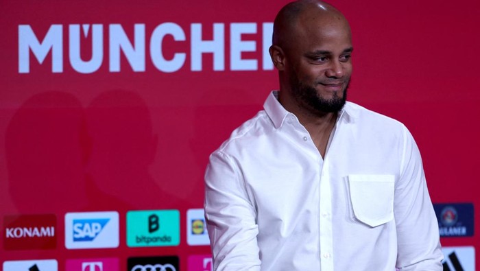 Soccer Football - Bayern Munich present new coach Vincent Kompany - Allianz Arena, Munich, Germany - May 30, 2024 New Bayern Munich coach Vincent Kompany during a press conference REUTERS/Leonhard Simon