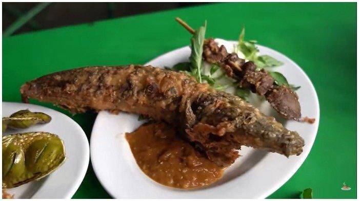 Warung Pecel Lele 'Ndeso'Hits, Ini 5 Rekomendasi Pecel Lele Enak di Jakarta