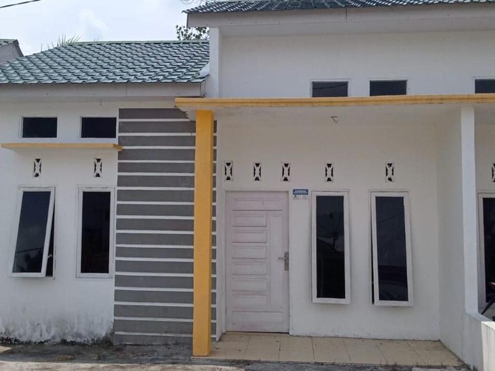 Tampilan depan rumah di Citra Teratai Indah.