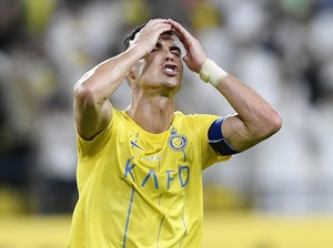 Al Hilal Bikin Hilal Trofi Ronaldo di Arab Tertutup