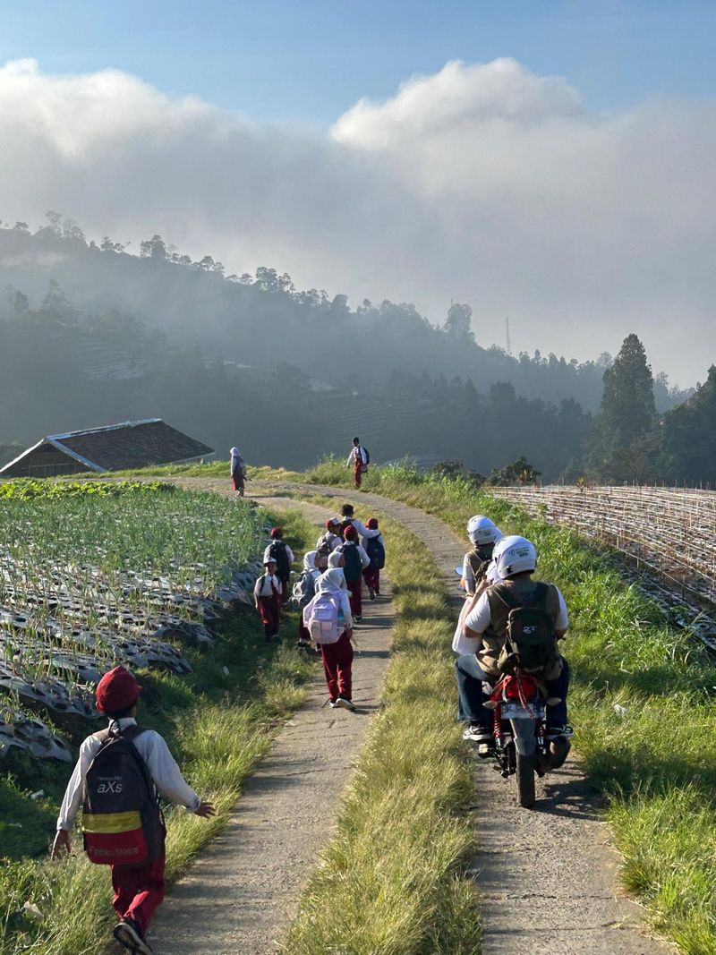 Desa Nepal Van Java