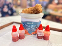 Hadir di Jakarta! Begini Kenikmatan Es Krim Ayam Goreng yang Viral