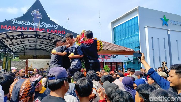 gerebek pancasila Kota Blitar