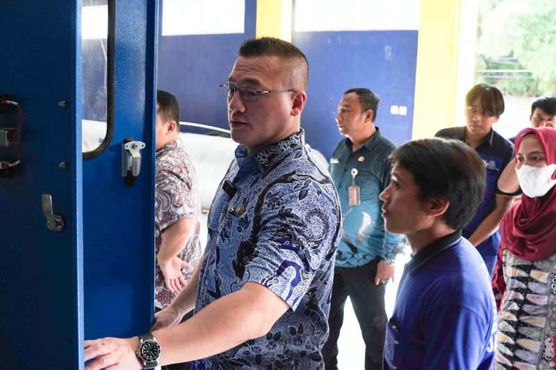 Anggota DPRD DKI Jakarta Komisi D Fraksi PDI Perjuangan Hardiyanto Kenneth Kembali Resmikan Rumah Pompa Patra II, Kebon Jeruk Jakarta Barat.