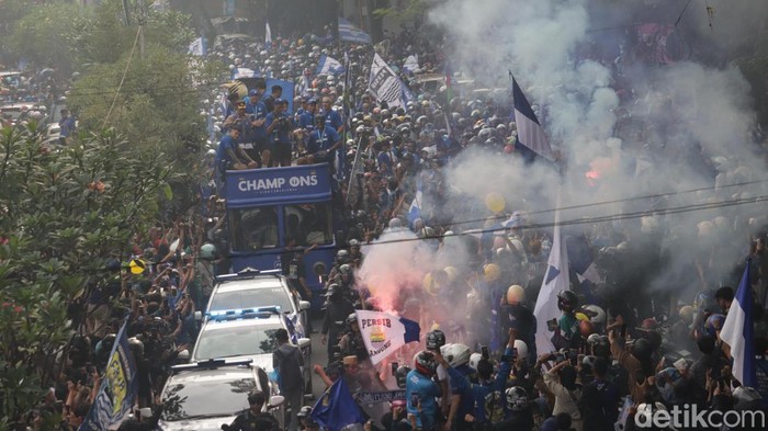 Konvoi Mapag Juara Persib Bandung
