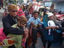 Melihat Kemeriahan Kirab Bhinneka di Solo