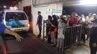 Mikrotrans Resmi Mulai Uji Coba Beroperasi 24 Jam