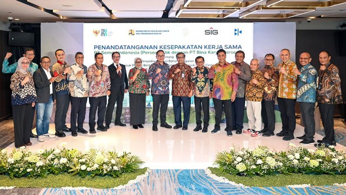 Badan Usaha Otorita, PT Bina Karya menandatangani kerja sama dengan PT Semen Indonesia (Persero) Tbk (SIG) untuk memasok kebutuhan semen ramah lingkungan dan rendah emisi untuk proyek pembangunan di Ibu Kota Nusantara (IKN).