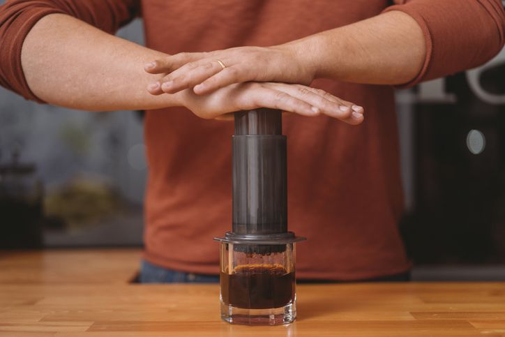 5 Metode Manual Brew Ini Cocok untuk Barista Rumahan