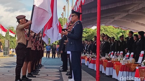 Upacara peringatan Hari Lahir Pancasila di Denpasar, Bali, Sabtu (1/6/2024).
