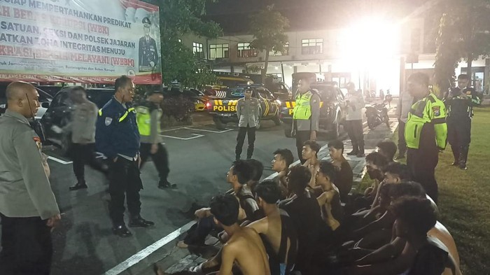 16 pemuda mabuk di Jombang ditangkap