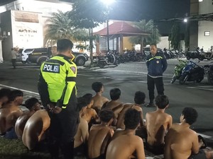 16 Pemuda Mabuk Ngaku Pesilat Ditangkap Warga dan Polisi di Jombang