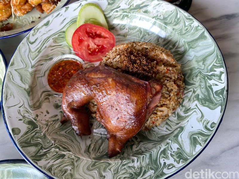 27Maret Coffee & Eatery, kafe yang punya taman cantik