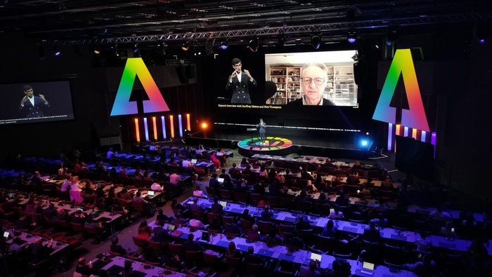AI For Good Global Summit sesi Profesor Geoffrey Hinton
