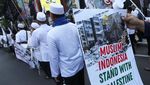Aksi Bela Palestina di Batang dan Surabaya