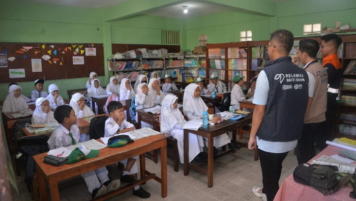 BRI mengajak Insan BRILian pekerja BRI dan karyawan BUMN lainnya untuk ikut berpetualang di Desa BRILiaN Ketapanrame, Kecamatan Trawas, Kabupaten Mojokerto, Jawa Timur.