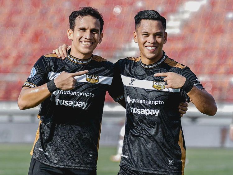 DRX Wear Resmi Jadi Offical Apparel Partner Dewa United hingga PSIS Semarang
