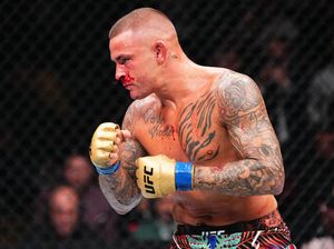 Mabuk dan Ajak Ribut Polisi, Dustin Poirier Ditangkap di Bandara