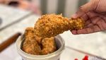 Begini Sensasi Makan Es Krim Ayam Goreng yang Manis Legit