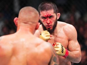 Tawa Islam Makhachev Dibuat Robek Dahinya Oleh Dustin Poirier