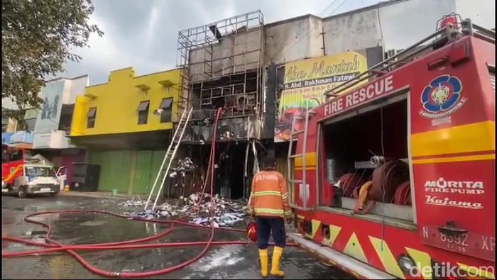 Kantor cabang bank di Pasuruan terbakar