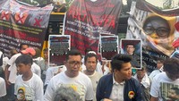 Masyarakat Indonesia diharapkan turut membantu mengawal kasus yang terkait nasib ribuan karyawan dan keluarga dari PT Polo Ralph Lauren Indonesia, PT Manggala Putra Perkasa, Rahmi Babra yang tengah ditangani di Mahkamah Agung (MA). Ini agar perjuangan karyawan dan keluarga dalam mencari keadilan, dapat terwujud.