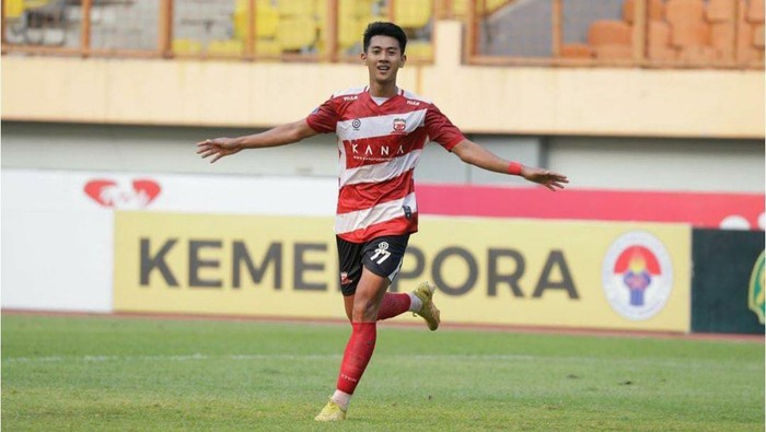 Malik Risaldi.