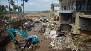 Normalisasi Sungai Pascabanjir Bandang di Tanah Datar Terus Dikebut